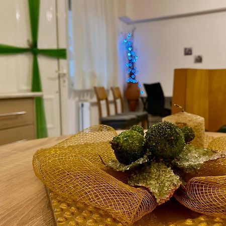 Σουρεαλ Διαμερισμα Δίπλα Στην Πόλη Του Ναυπλίου Apartamento Náuplia Exterior foto