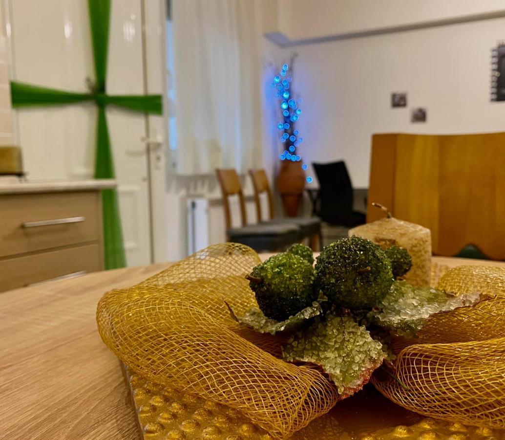 Σουρεαλ Διαμερισμα Δίπλα Στην Πόλη Του Ναυπλίου Apartamento Náuplia Exterior foto